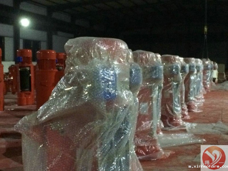 放置在厂房的电动葫芦半成品