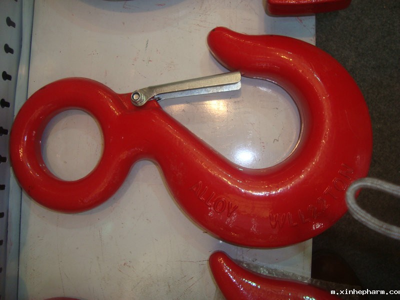 超负荷使用的电动葫芦吊钩