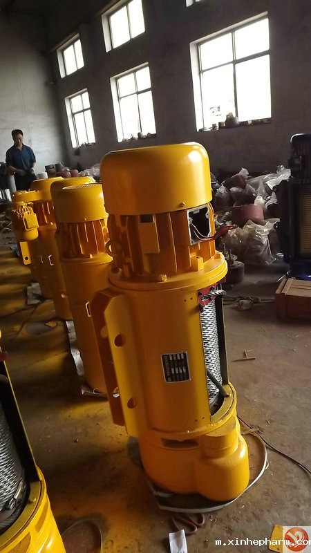 实拍钢丝绳电动葫芦生产过程